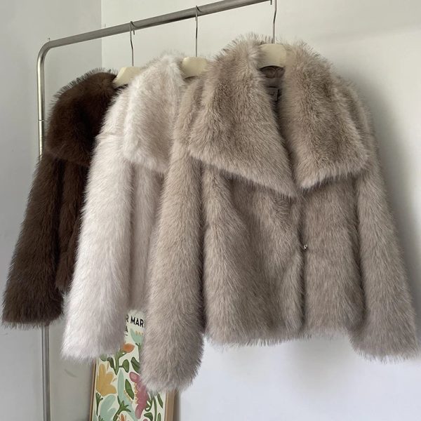 Luxury Gradient Faux Fur Overcoat with Big Fur Collar Fluffy Jacket on Sale - Image 4